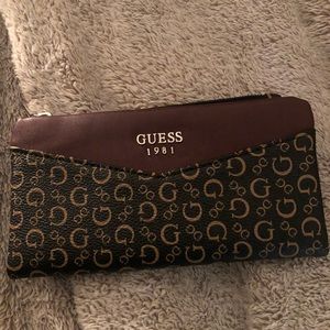 Guess wallet